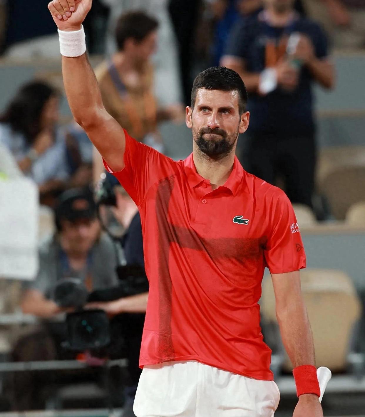 九游-德约科维奇重要时刻比赛局势复杂,雄鹿带队取胜!全场沸腾不已的简单介绍-九游